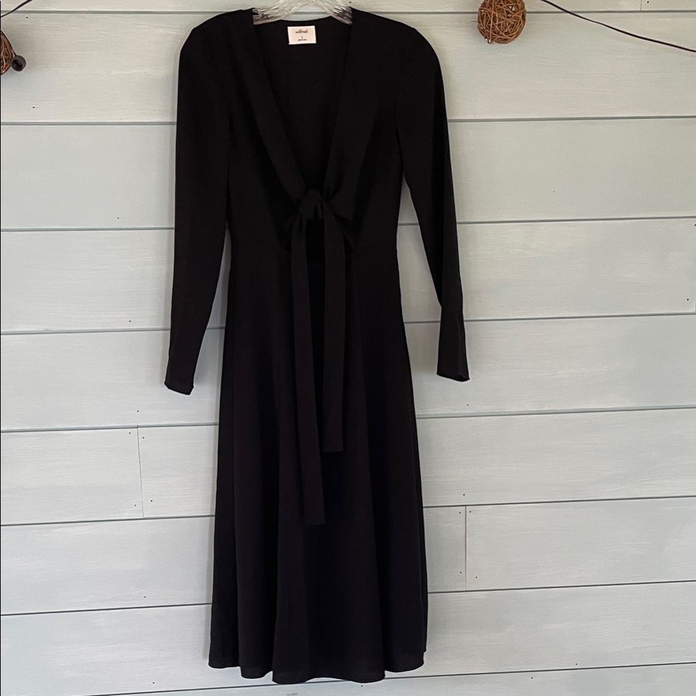 Wilfred Elegant Black Long Sleeve Dress
